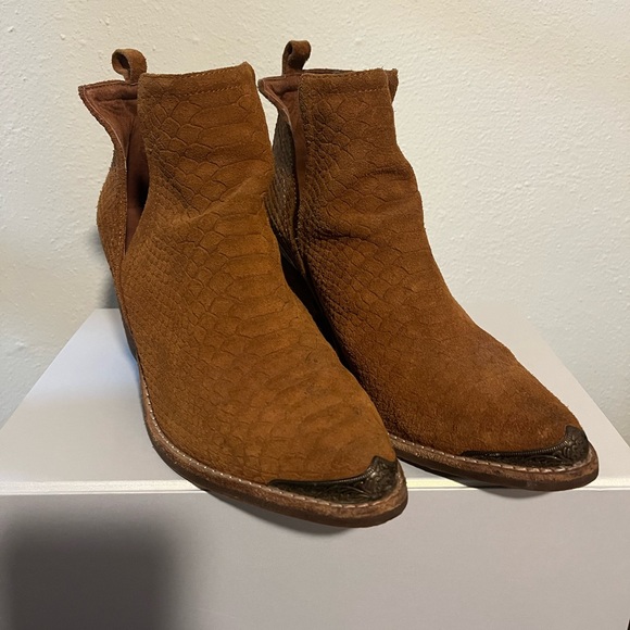 Jeffrey Campbell Cromwell Hunt The Plains Boots Size 7.5 - Picture 4 of 5